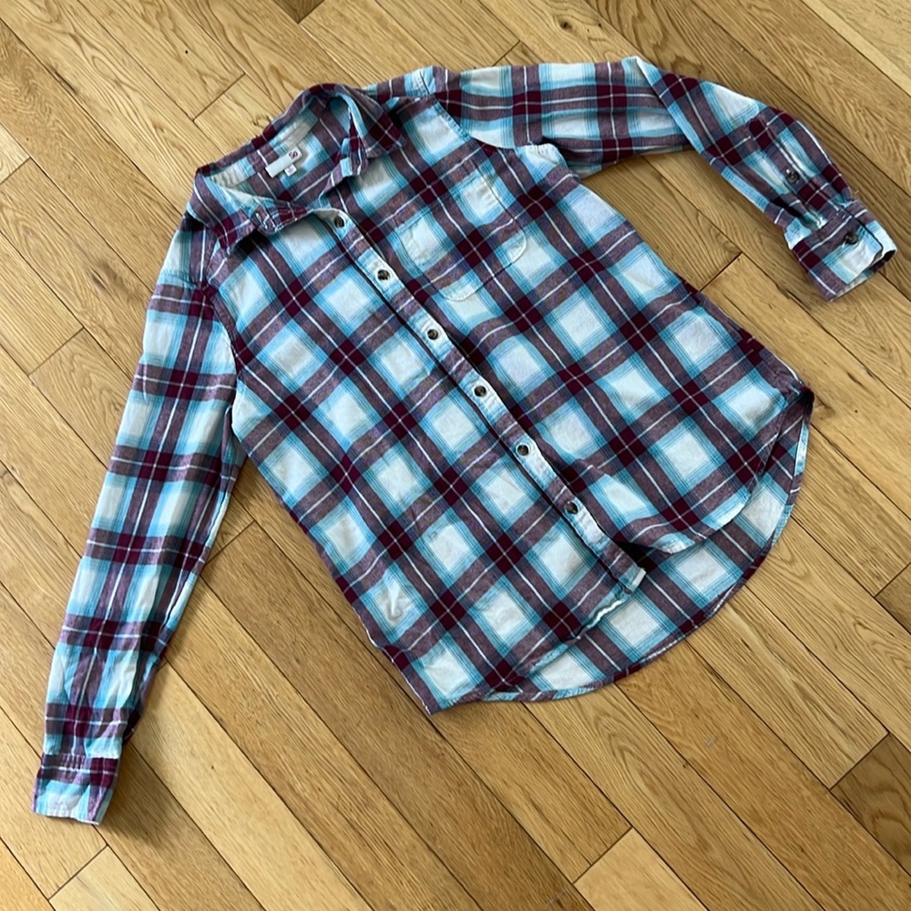 SO misses small flannel shirt blouse button down red blue white used good shape